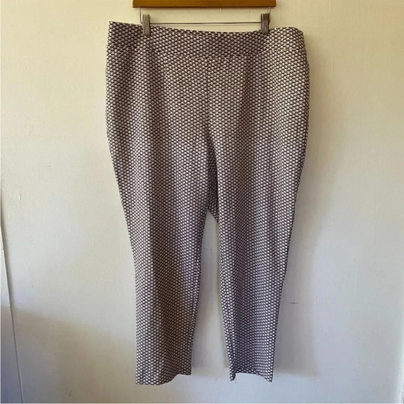 Easywear by Chico's Pull On Ankle Pants Elastic Waist Chico's 2 L - Picture 1 of 6